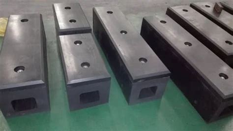 Ship Fenders - Ship Cylindrical Fenders Manufacturer from Vasai