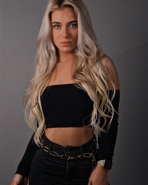 Athena Pariss biography, 33 Photos, Age, Height, Real Name, Instagram Account 2026