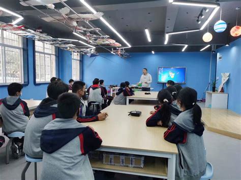 武汉5年新增学位超18万个，14万随迁子女在汉接受义务教育_发展_全市_专业