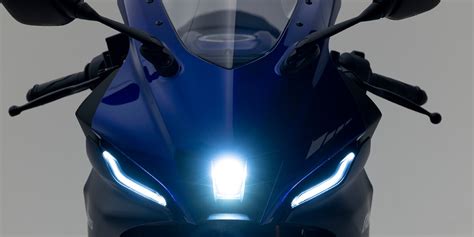YZF-R125 Headlight 的图像结果