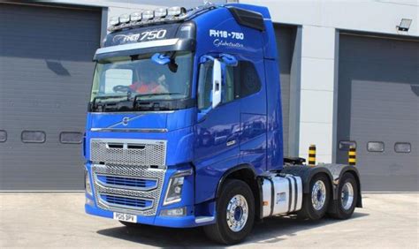 Volvo FH16 750 6x2 - Used Truck of the Week | Commercial Motor