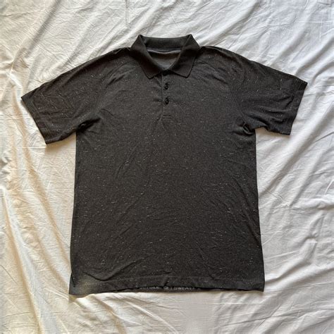 Lululemon polo shirt Men's L - Depop