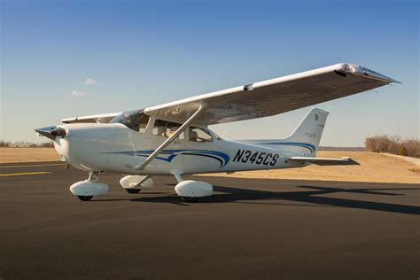 Cessna 172 Cockpit