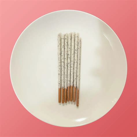 5 Best Pocky Flavors Ranked (2023)