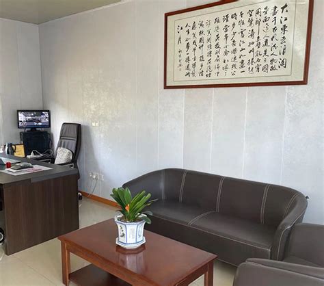 重庆高档办公室装修设计_效果图_风格-重庆办公室装修公司 -「斯戴特工装」
