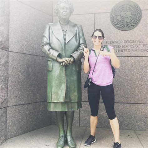 Jessica Mendoza [2022 Update]: Career & Husband - Players Bio