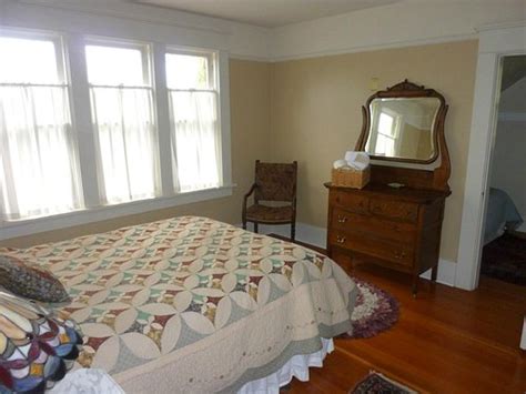 NINE TREES INN (Milton Freewater) - B&B Reviews & Photos - Tripadvisor