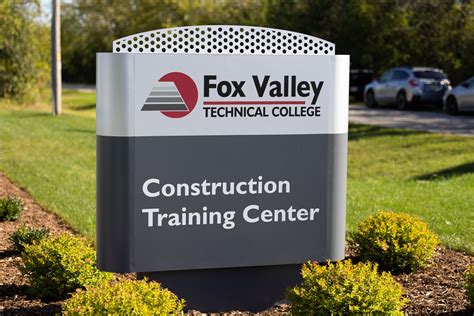 Final Beam Hoisted for New Construction Training Center - FVTC News