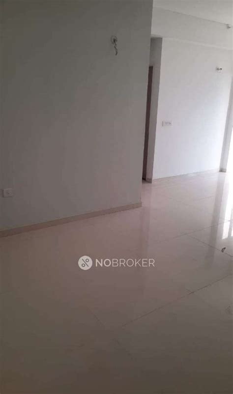 Property for rent in YEX Sector 24 for Rs 25000 available Immediately