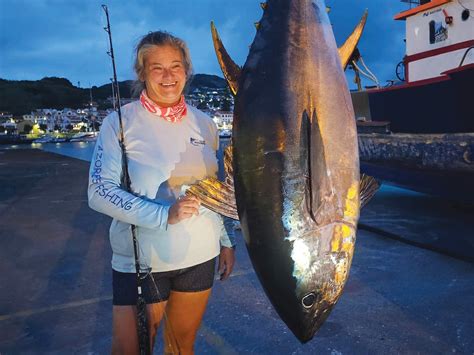 World Record Big Eye Tuna 405 Pound Tuna Shatters 33 Year Old World
