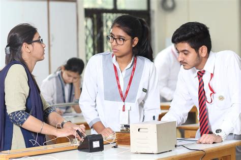 Amity International School | Best International School in Saket