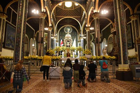 Religión en Costa Rica: mitad de la población afirma ser católica