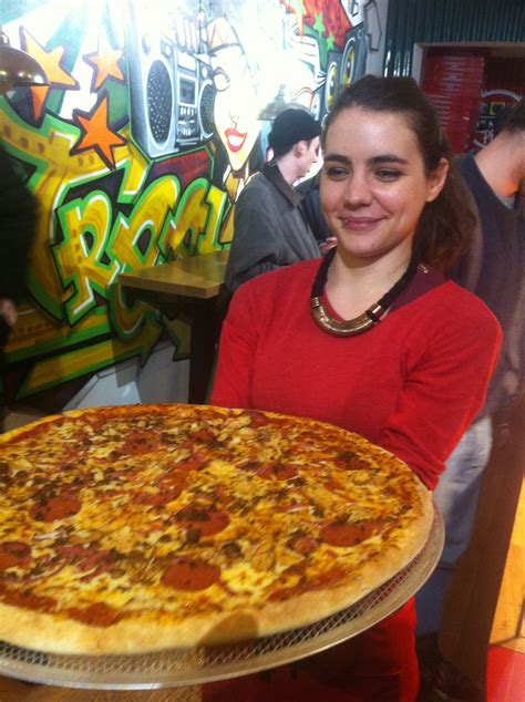 How Big Is A 20 Inch Pizza : 12 inches with 8 slices. - Download Free ...