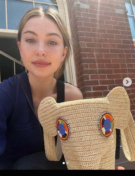 एप्पल के को-फाउंडर Steve Jobs की बेटी Eve Jobes हैं हॉट एंड ब्यूटीफुल ...