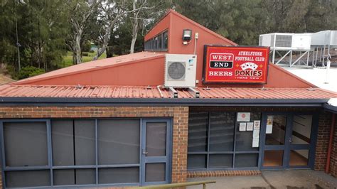 Max Amber Sportsfield 的图像结果