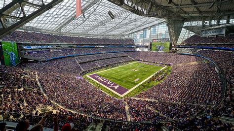 Baseball at U.S. Bank Stadium 的图像结果
