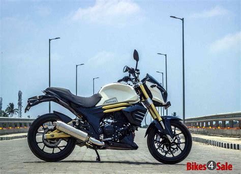 Mahindra Mojo Test Drive Report - Bikes4Sale
