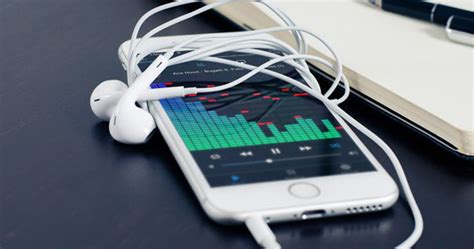 去年数字音乐收入占比首次过半 内地音乐收入上涨20%_科技_腾讯网