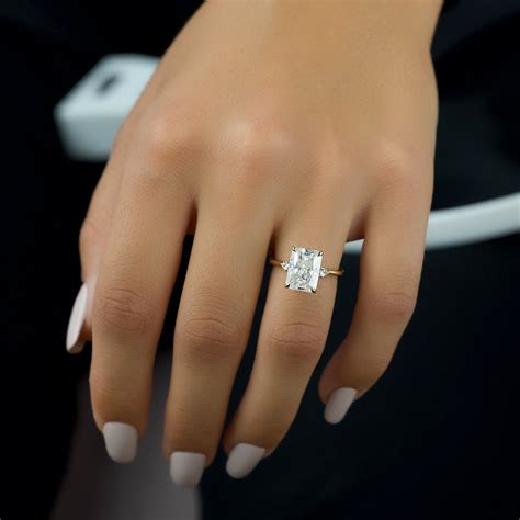 Keyzar · The Pears Liv