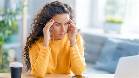 Headaches vs Migraines: Understanding the Key Differences
