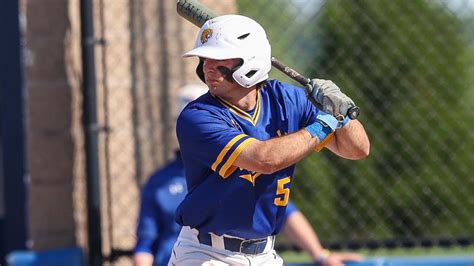 Baseball comes up short against Ramapo in NCAA Tournament, 10-6 ...
