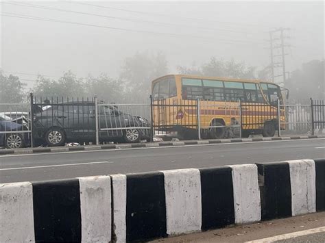 Punjab: सुबह-सुबह बच्चों को School ले जा रही Bus हादसे का शिकार ...