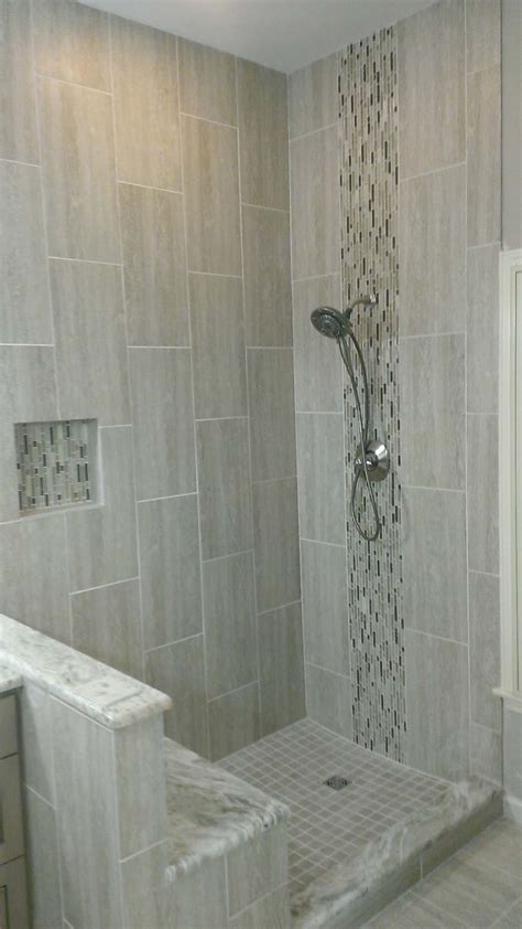 Vertical Bathroom Tile Design – Rispa