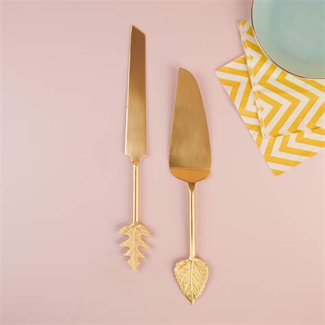 Cake Servers Set of 2 - Gold Leaf – Folkulture India