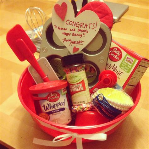 DIY Dollar Store Housewarming Gift Basket. FROM someone who bakes or ...