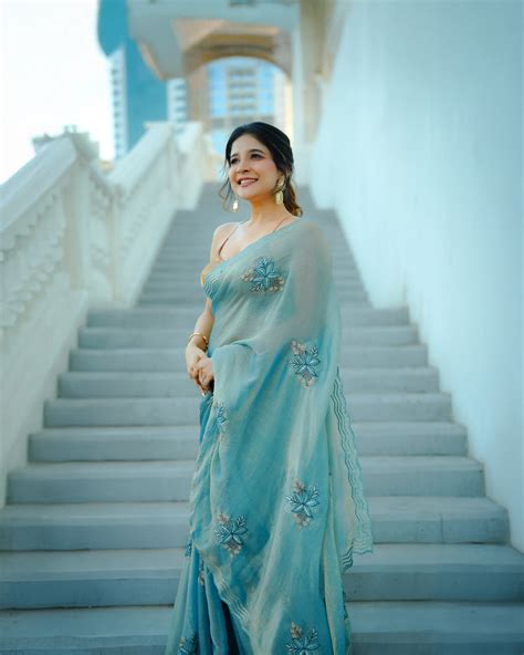 Azure Amara in Dubai Shoreline at Dusk – Sakshi Sarees