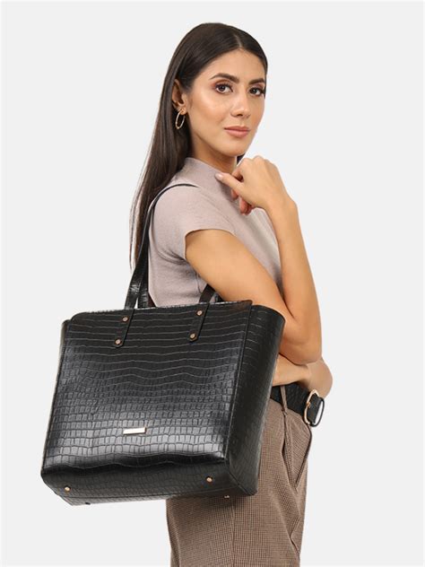 Buy Shoulder Bags for Women Online in India | The Gusto