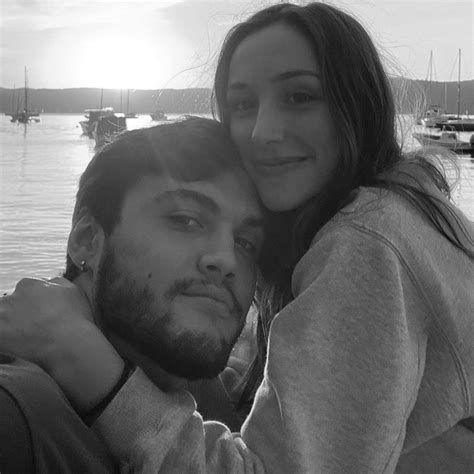 Ethan Is Online Girlfriend Onlyfans