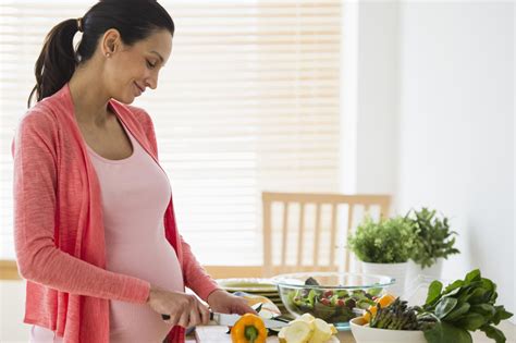 Top 5 health tips for expecting moms - Indian Parenting & Motherhood ...