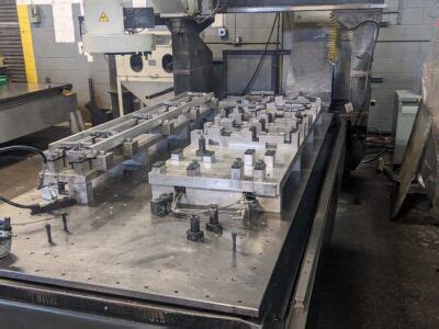 Haas 5-Axis Router 的图像结果