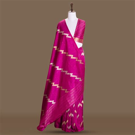 Aada Gul Banarasi Handwoven Vivacious Wine Silk Saree – The Warp 'n Weft