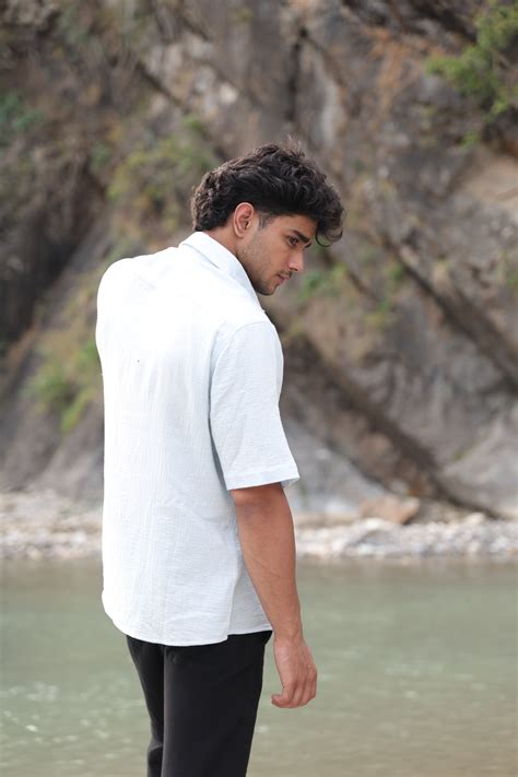 Saavan Hand Embroidered Shirt – Stay Unhynged