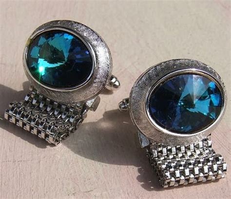 Cufflinks: Wear to Impress