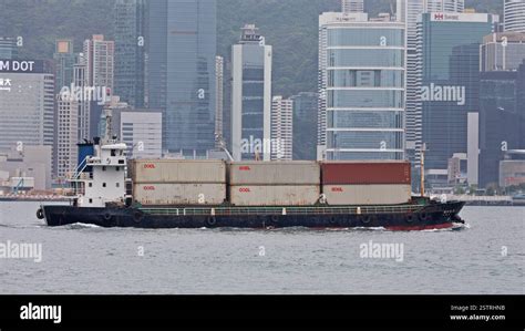Small Container Ship 的图像结果