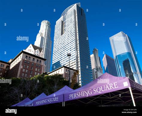 Pershing Square / Gas Company Tower Stock Photo - Alamy