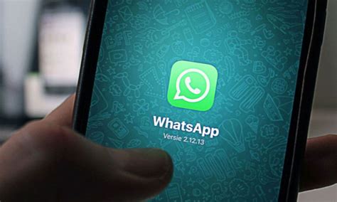 WhatsApp rolling out new interface for group settings screen on iOS