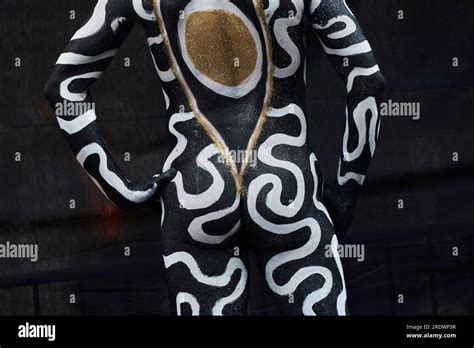 Painting Body Connection 的图像结果