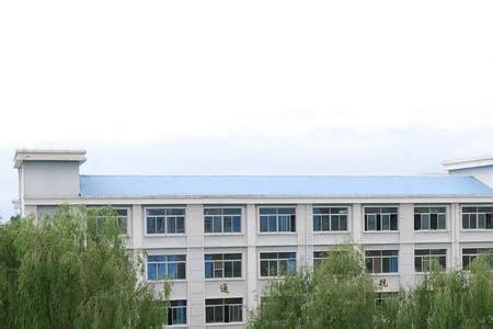 西宁市第一私立高级中学_百度百科