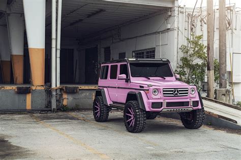 Mercedes G Wagon 2022 Pink