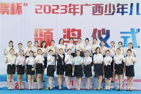 广西赛讯_柳州市二职校学生夺得广西职业院校技能大赛中职组模特与礼仪技能比赛一等奖