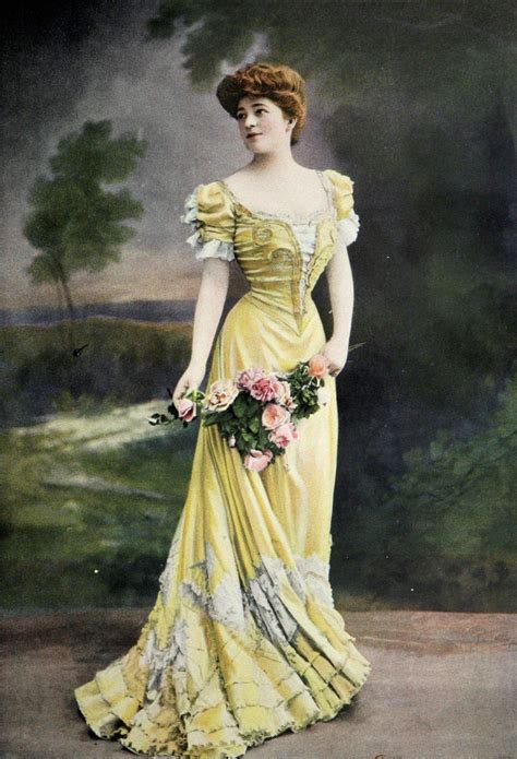New York fashionista, ca. 1890s – costume cocktail