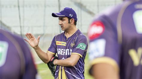 Gautam Gambhir Argues With Umpire After Andre Russell Denied A Run In ...