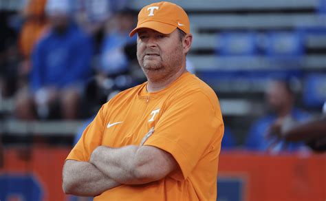 Recruiting analyst leans toward Lane Kiffin and Ole Miss beating out ...