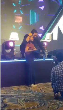 "Jai Mahakal wohi hai asli Khiladi," responds Akshay Kumar when fans ...