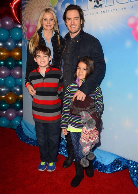 Does Jeff Probst Have Kids? Meet His Stepchildren | Closer Weekly