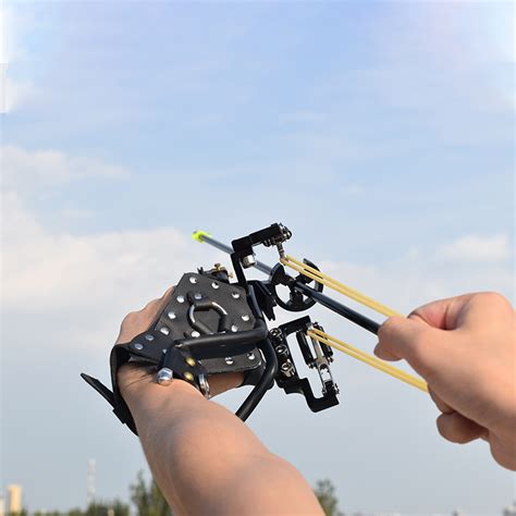 High-Power Outdoor Fish Shooting Slingshot Set Adult Professional Powe ...